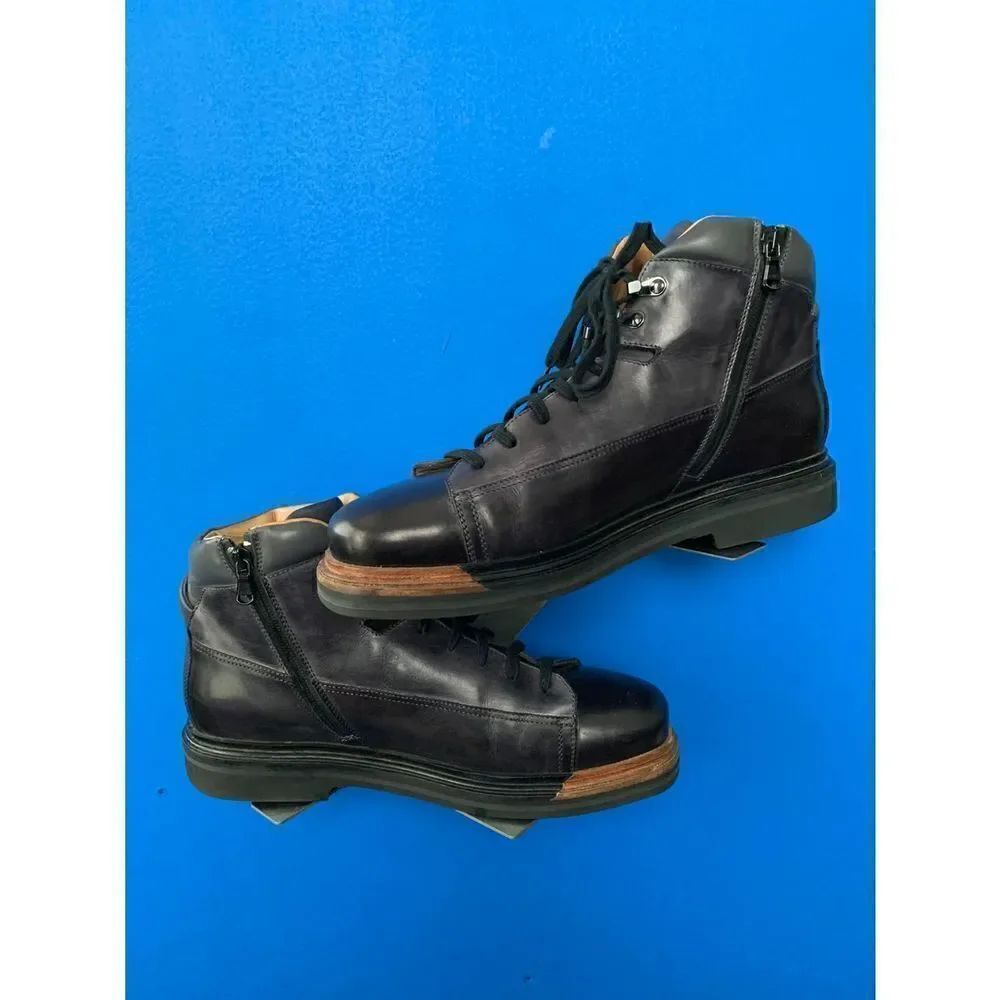 MINT SANTONI EVEREST HIKING BOOT US 8.5  D DERBY BURNISHED NAVY ZIPPER